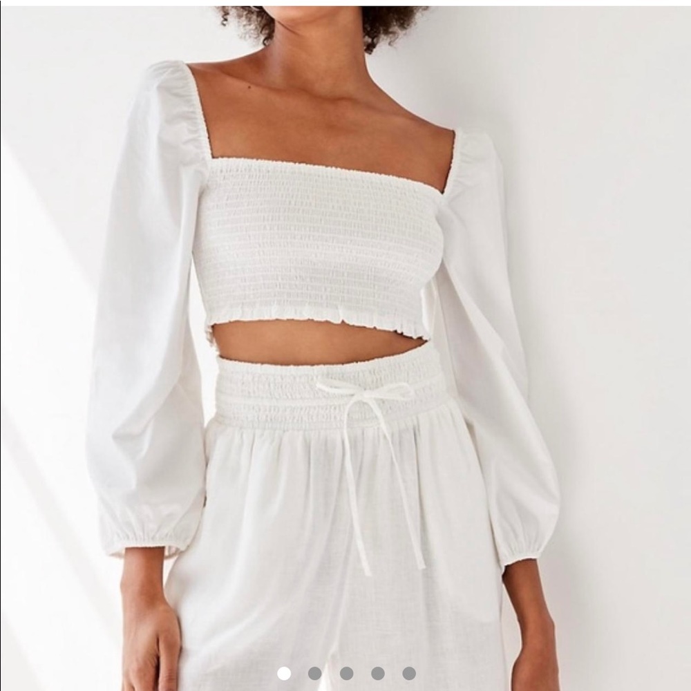 Aritzia Wilfred inaya top